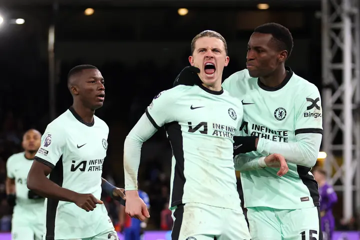 Chelsea Achieves 13th Consecutive League Win Over Crystal Palace with Comeback Victory