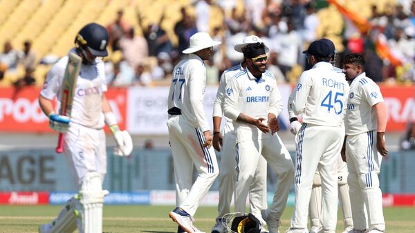 India vs England: Day 4 Highlights of 3rd Test Match - Jadeja Secures Fifer as IND Seize 2-1 Lead with Record-breaking Victory