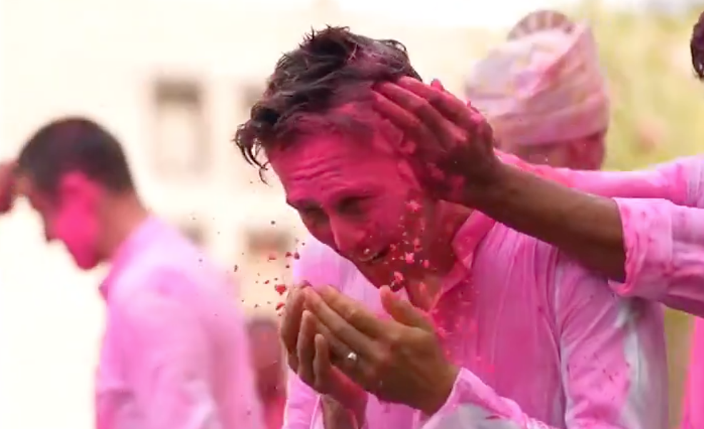 Yashasvi Jaiswal Splashes Pink Color on Trent Boult During RR's Festive Holi Celebration