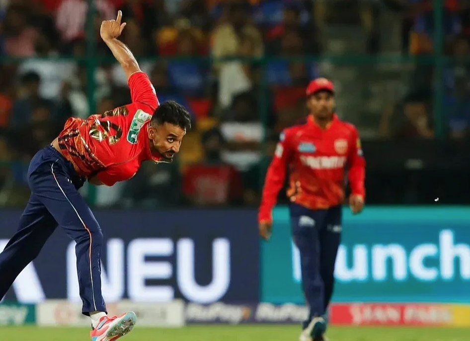 Aakash Chopra Points Out Why Punjab Lost to RCB: Dhawan's Slow Batting