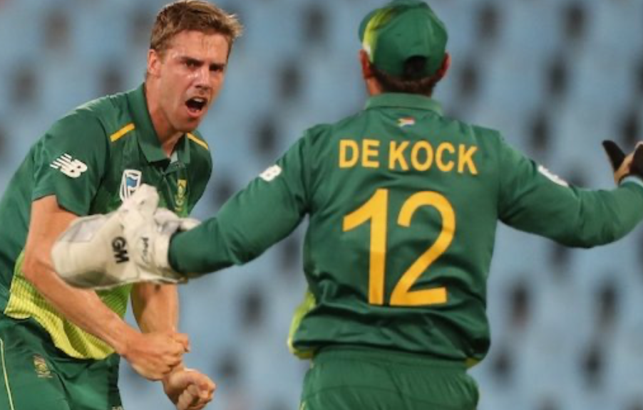 Nortje and de Kock left out