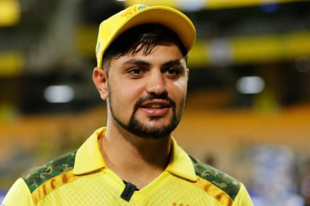 Michael Hussey praises Sameer Rizvi for hitting a six on his first ball against Rashid Khan