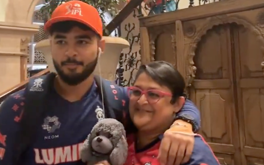 Parag's Heartfelt Moment with Mom After Leading in Orange Cap Race Over Kohli [Watch]