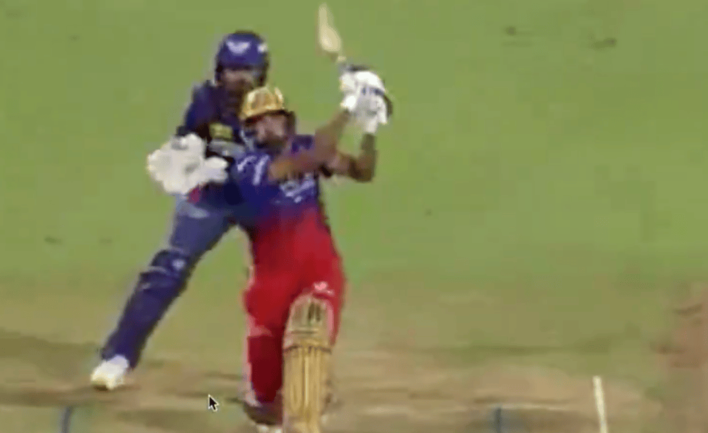 Siraj hits back-to-back sixes against Ravi Bishnoi, leaving Virat Kohli and Maxwell impressed in IPL match