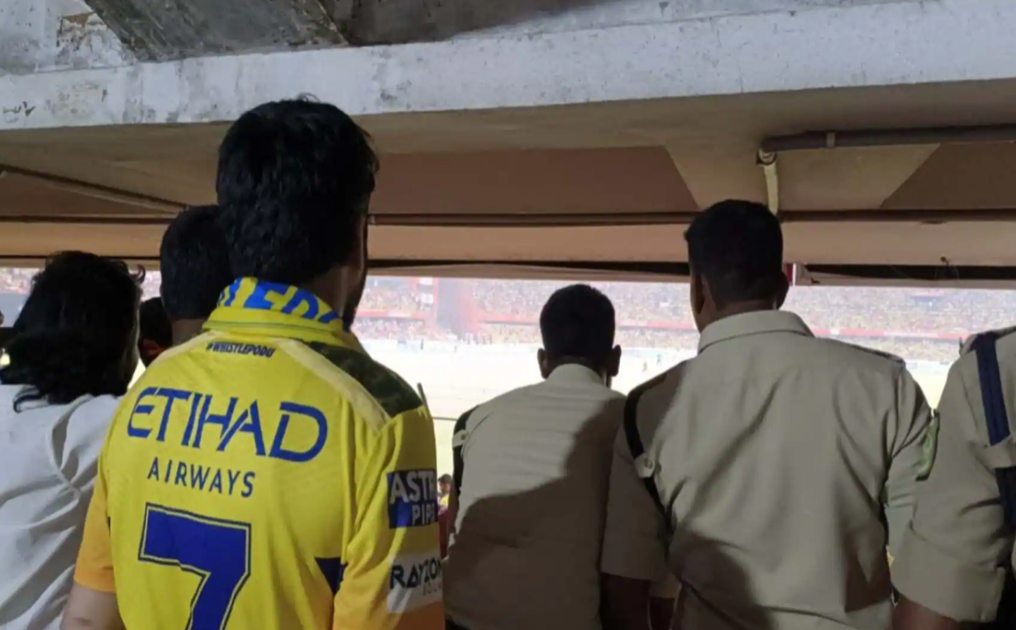 CSK Fan's Chair Stolen in Hyderabad, Seeks Refund 