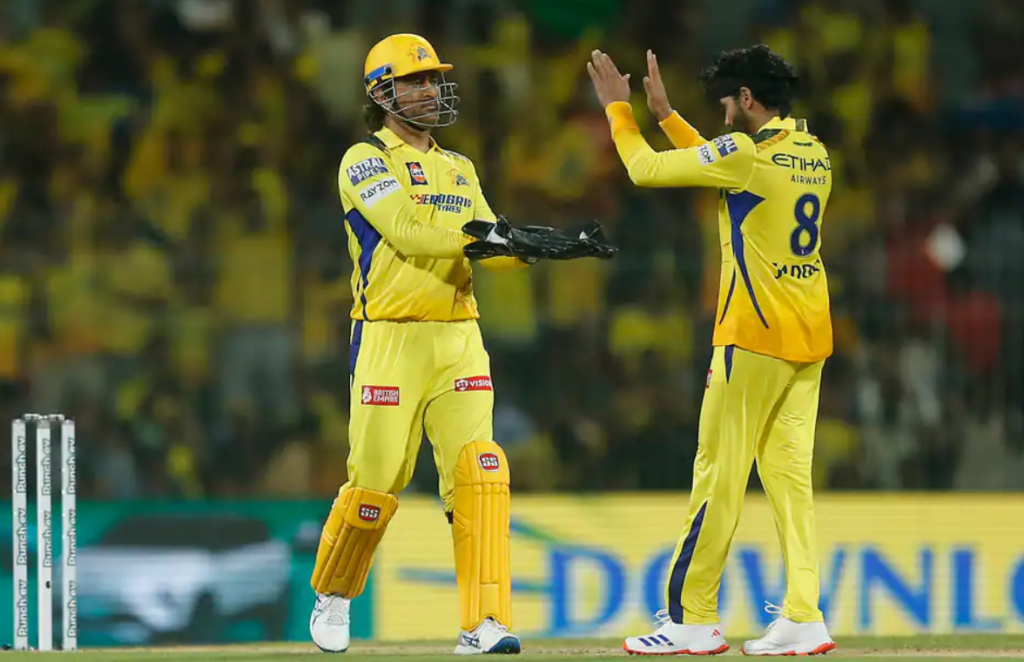 [Watch] Deshpande Reveals Secret Prank Chat Between MS Dhoni And Jadeja