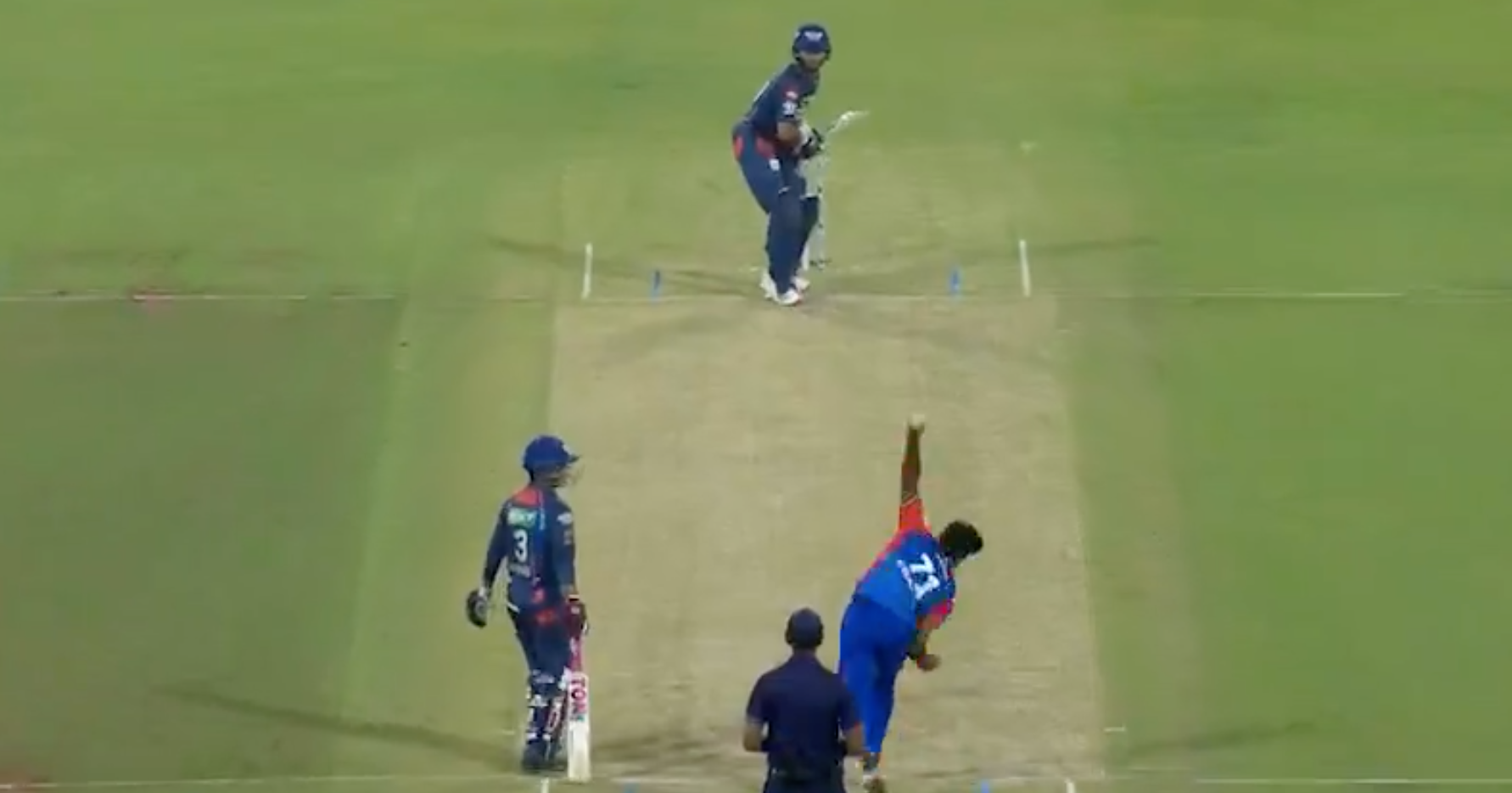 Watch Ayush Badoni's stylish six against Khaleel Ahmed on his way to scoring fifty against DC