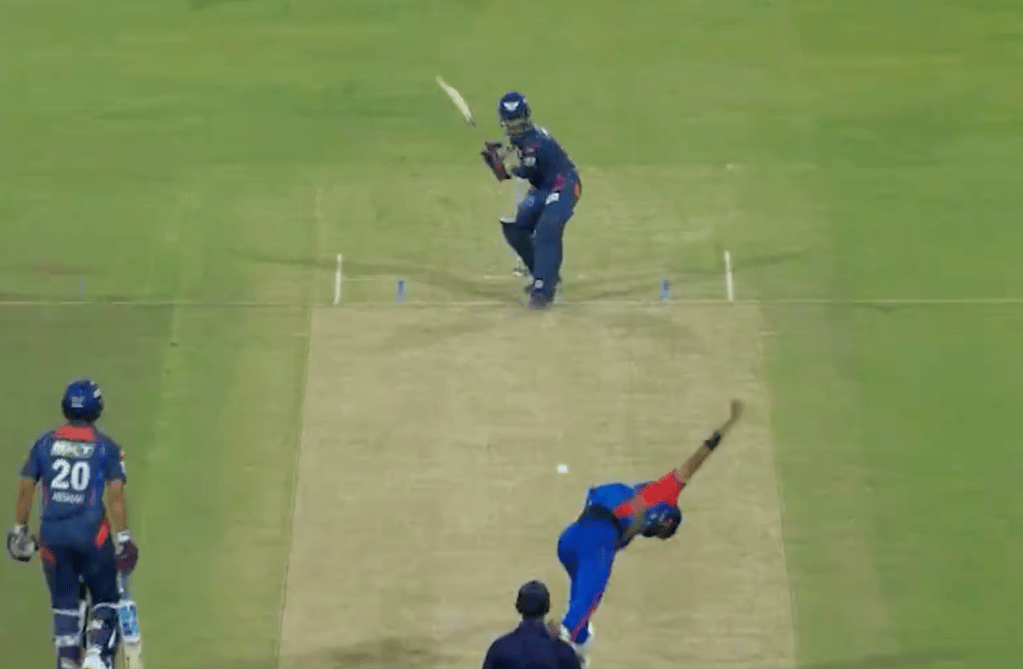 Watch Ayush Badoni's stylish six against Khaleel Ahmed on his way to scoring fifty against DC