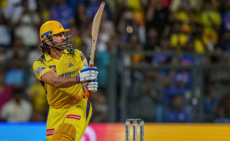 Young captain's three sixes proved crucial, Gaikwad praises Dhoni's performance against MI