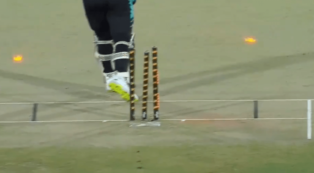 Watch Shaheen Afridi's impressive delivery that bowled Tim Robinson by swinging into the stumps