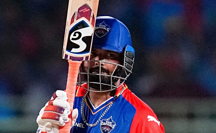 Aakash Chopra Wants Rishabh Pant to Bat Higher