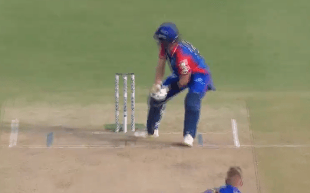 [Watch] Stubbs Hits Four Consecutive Reverse Scoop Shots in 26-Run Over Against Wood