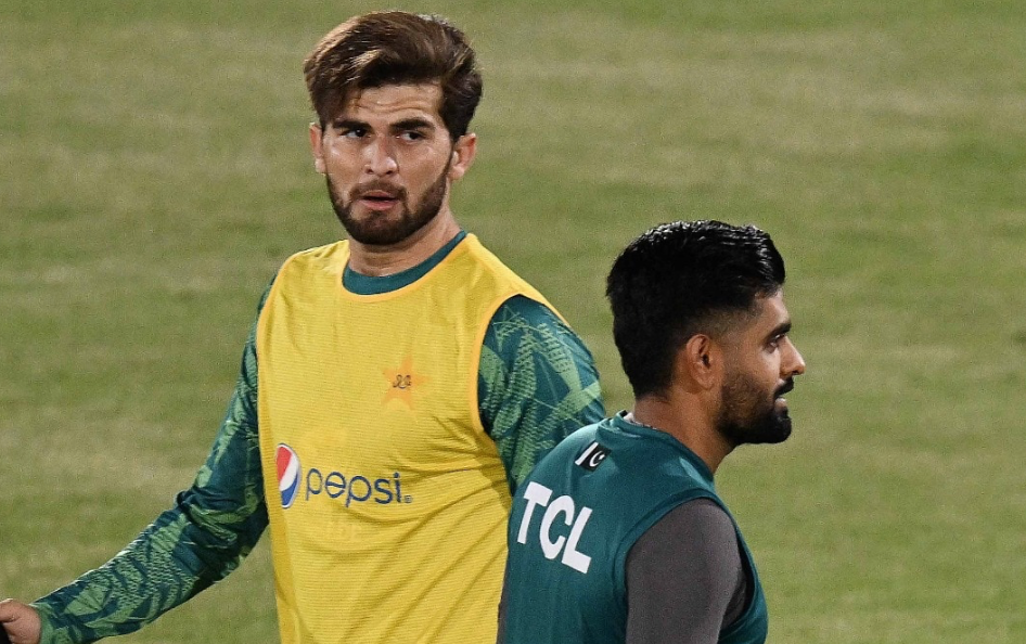 Azhar Mahmood disagrees with Wasim Akram's statement about Shaheen and Babar being good friends