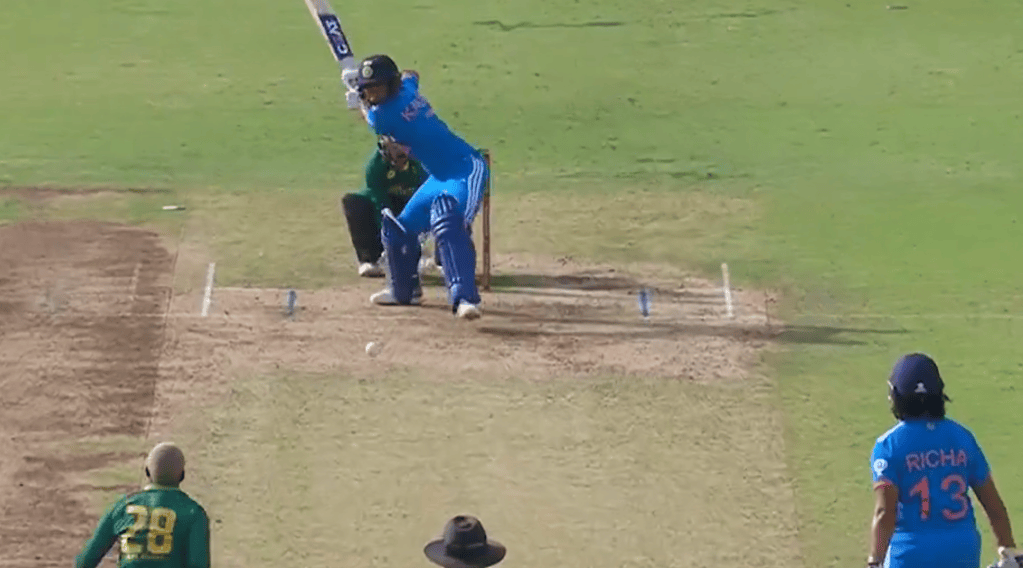 Harmanpreet Kaur Hits Rapid Century with Big Shots