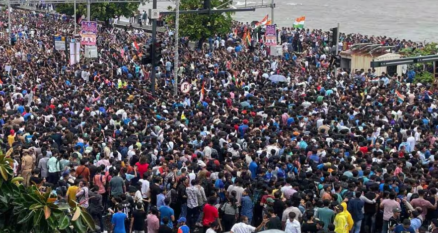Delays in Mumbai as Team India's Victory Parade Draws Crowds to Marine Drive