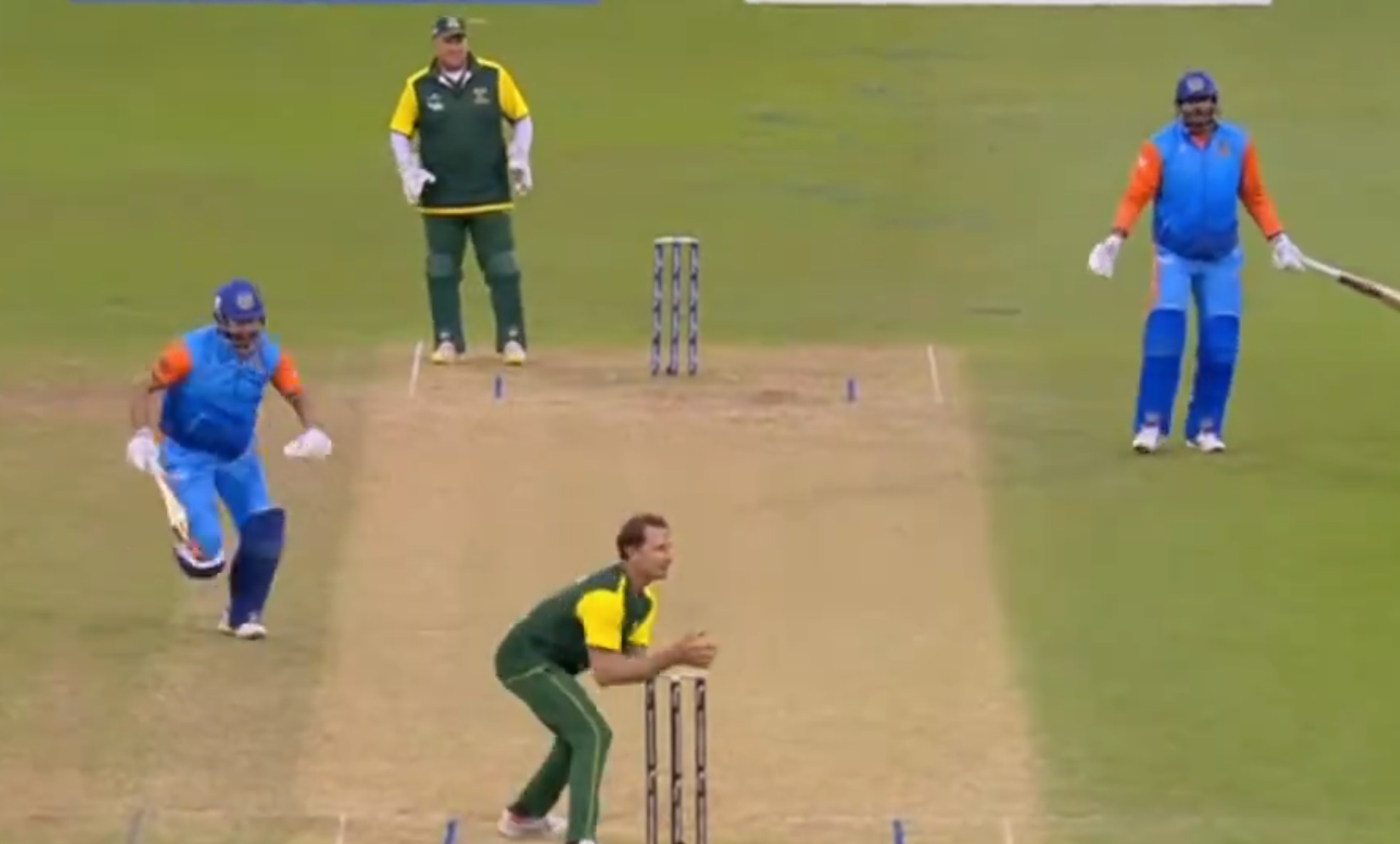 Irfan and Yusuf Pathan Involved in Run-Out Incident Due to Miscommunication in WCL 2024