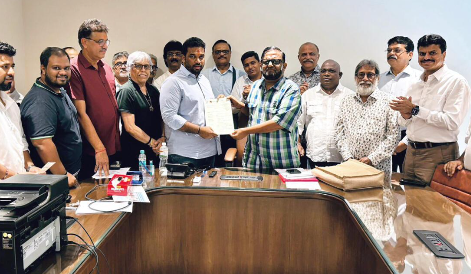 Four People Apply for MCA President Position