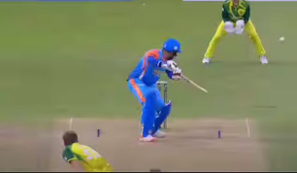 India champions beats Australia champions by 86 runs, secures finals spot against Pakistan!