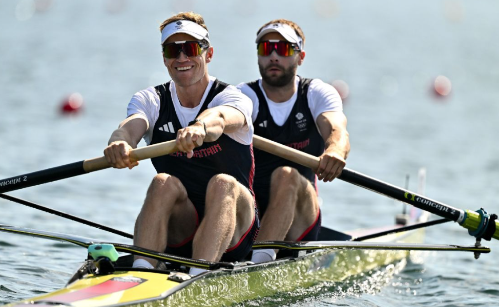 Wynne-Griffiths and George from GB win rowing silver
