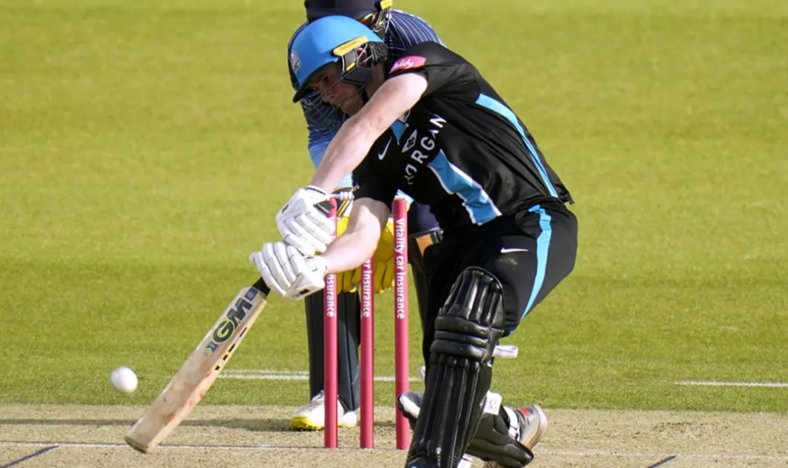 Warwickshire Lose Final Group Game but Reach Edgbaston Semi-Final