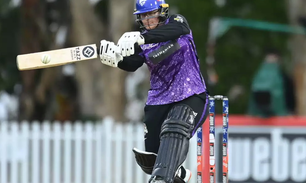 Lizelle Lee signs two-year contract with Hobart Hurricanes