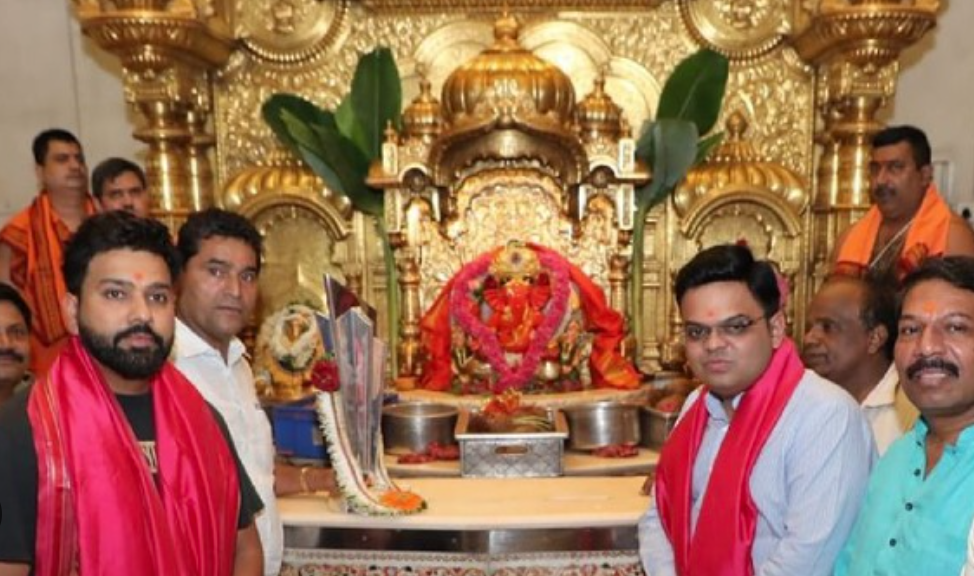 Rohit Sharma and Jay Shah Visit Siddhivinayak Temple with T20 World Cup Trophy