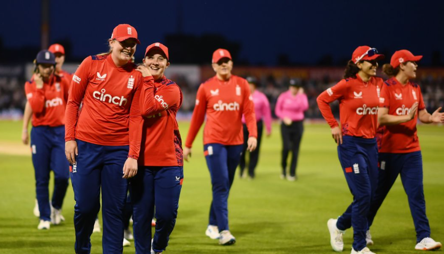 Kemp and Heath Make England's T20 World Cup Squad; Filer Left Out