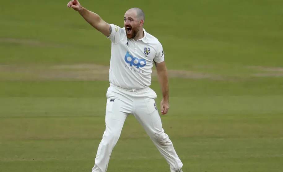 Ben Raine's Four Wickets Heighten Lancashire's Relegation Fears