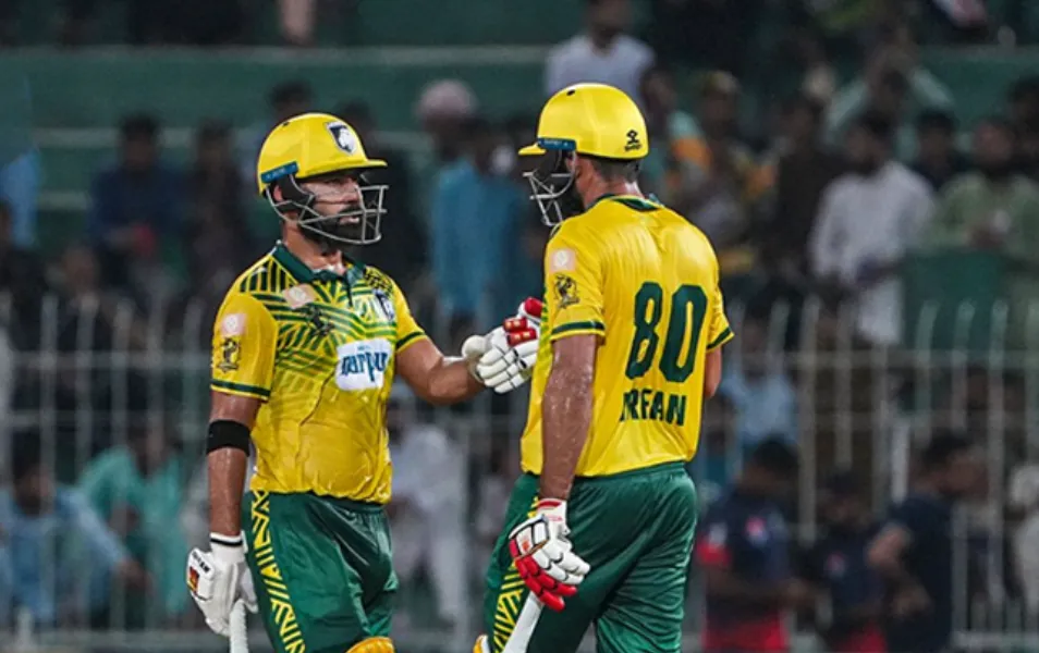 Irfan's century and Khushdil's all-round performance secure Lions' first win in a high-scoring match