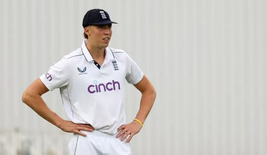 Josh Hull withdraws from the Pakistan Test tour due to a quad injury