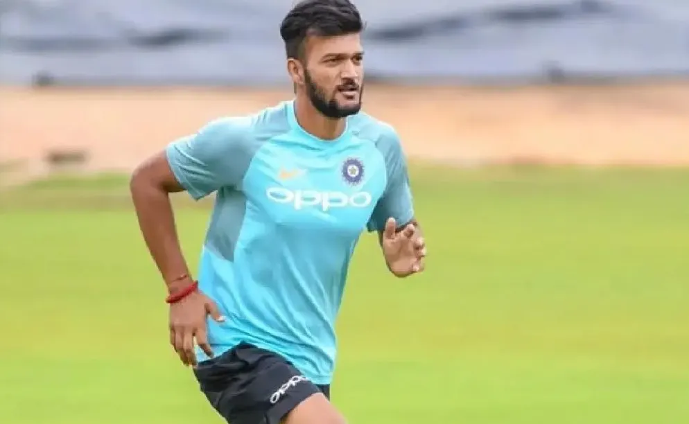 Jalaj Saxena Makes History: First Player to Achieve 6000 Runs and 400 Wickets in Ranji Trophy