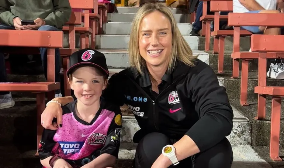 
Ellyse Perry Shares Adorable Moment with Young Fan During WBBL 2024