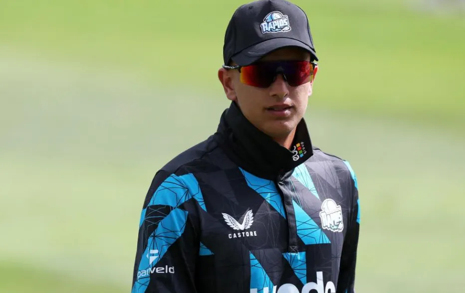 Fateh Singh moves from Nottinghamshire to Worcestershire on a three-year contract