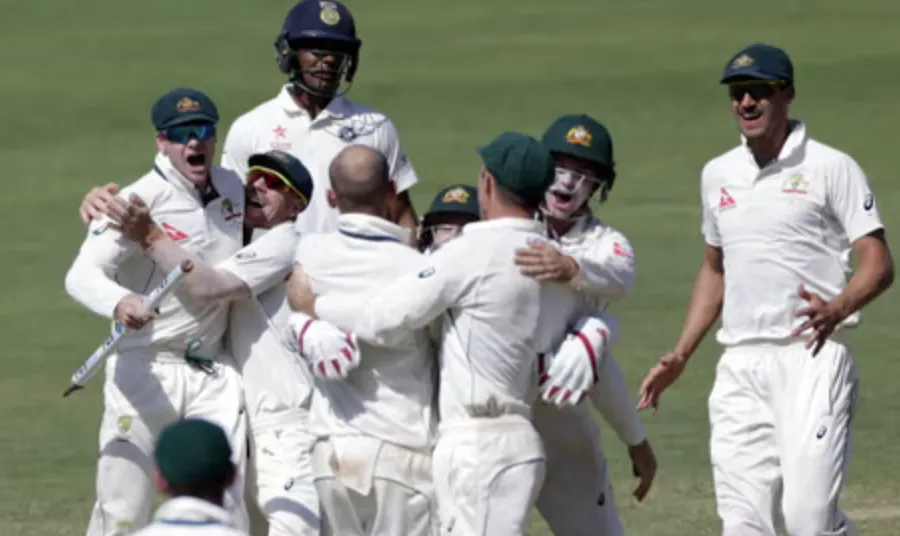 Australia Dominate India with Head's Century and Brilliant Bowling