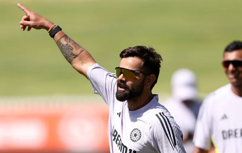 Virat Kohli gives an inspiring speech to the Indian team before the 3rd Test against Australia 