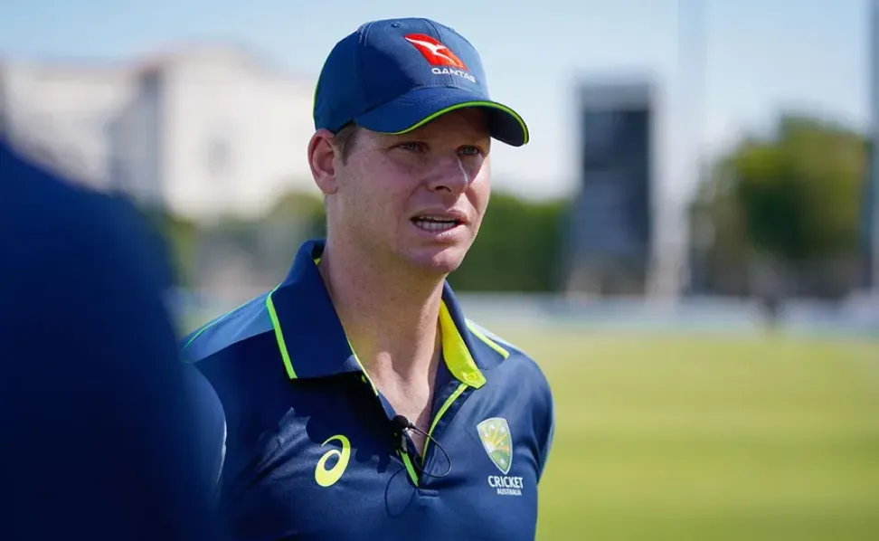 Smith worries about major elbow injury after throw