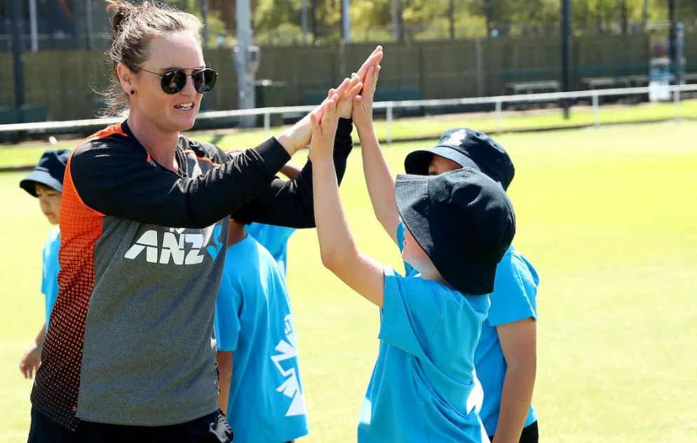 New Zealand bring in Fran Jonas to replace injured Hayley Jensen for ODIs against Sri Lanka