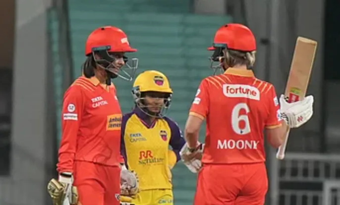Mooney, Dottin, and Kanwar shine as Giants secure big win to move to second place
