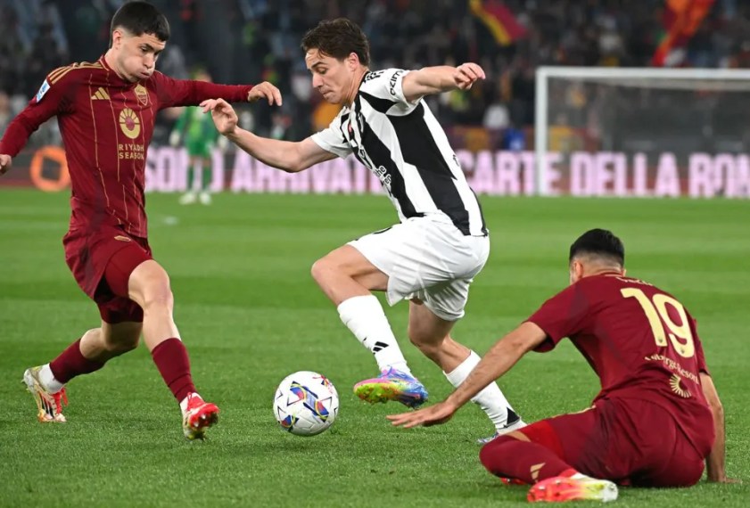 Shomurodov Strike Earns Roma a Draw Against Juventus