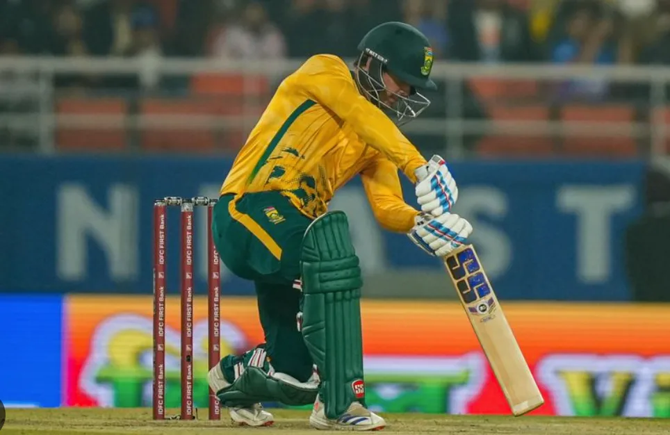 Quinton de Kock shines with 90 in SA’s big win