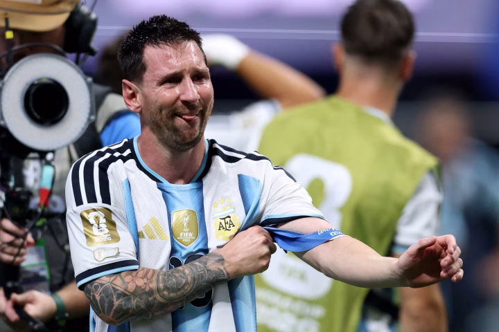 England players react after 2-1 defeat to Argentina in the 2026 FIFA World Cup semi-final