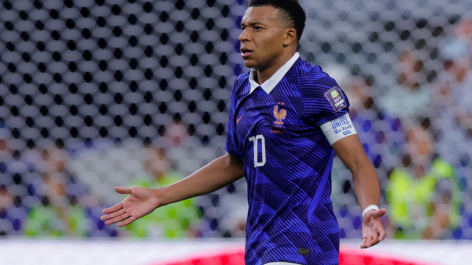 Counterfeit football kits linked to FIFA World Cup 2026 seizure claims in the UK