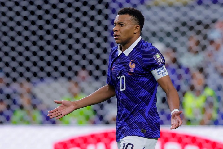 Counterfeit football kits linked to FIFA World Cup 2026 seizure claims in the UK