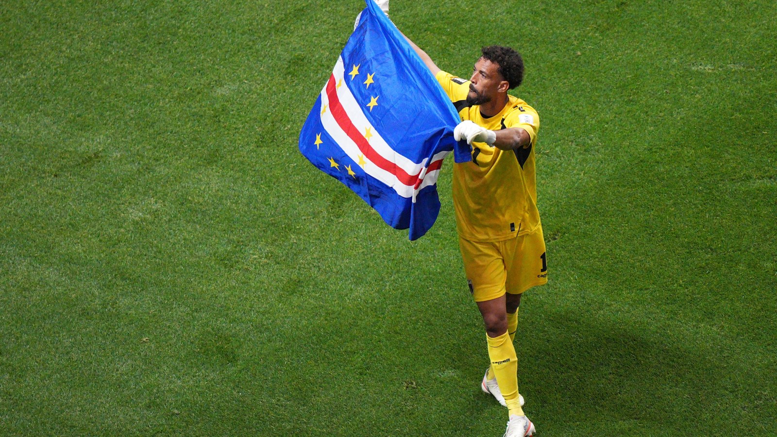 Vozinha in action for Cape Verde amid Colo Colo transfer talks